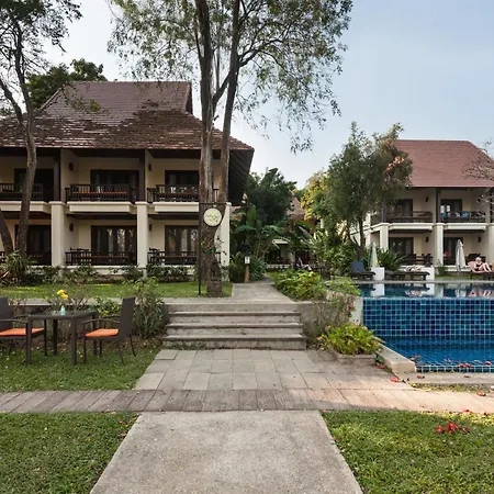 Lanna Dusita Riverside Boutique Resort-2